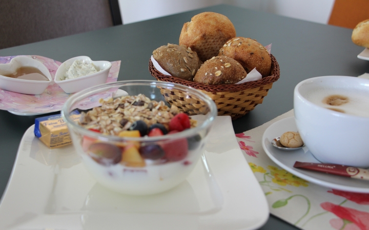 KEFFELS CAFETERIA Frühstück