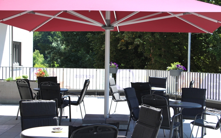KEFFELS CAFETERIA Terrasse